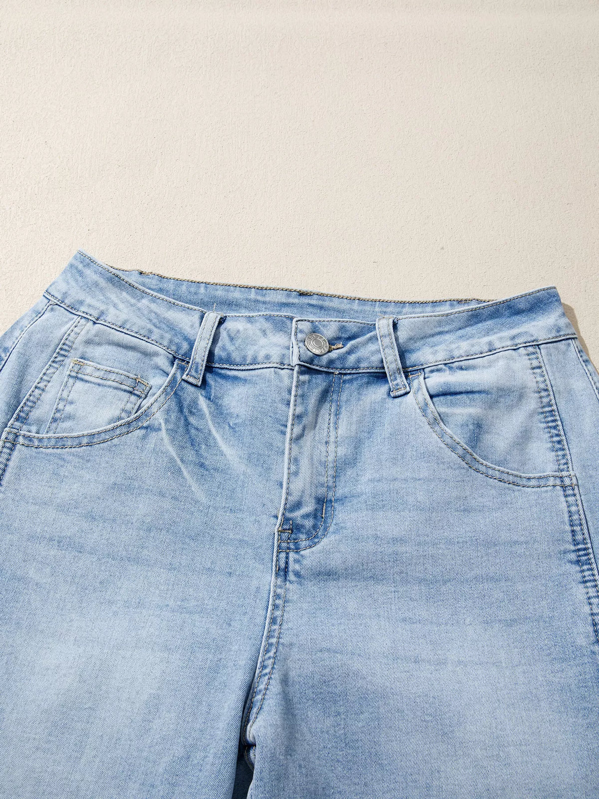 Cuffed Wide-Leg Jeans in light blue, construction detail
