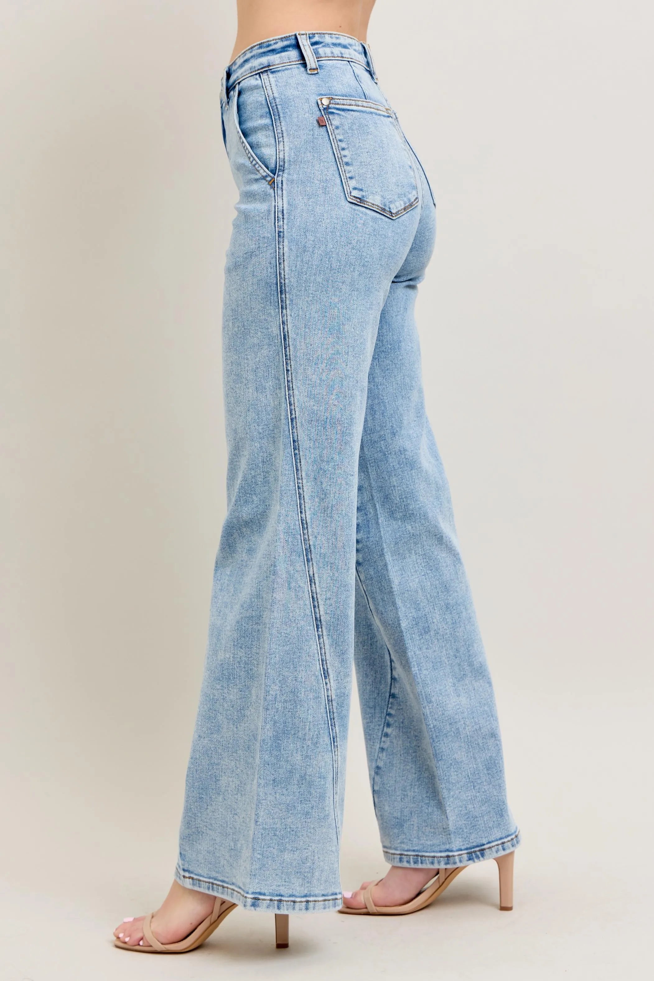 Women's jeans – product view 8