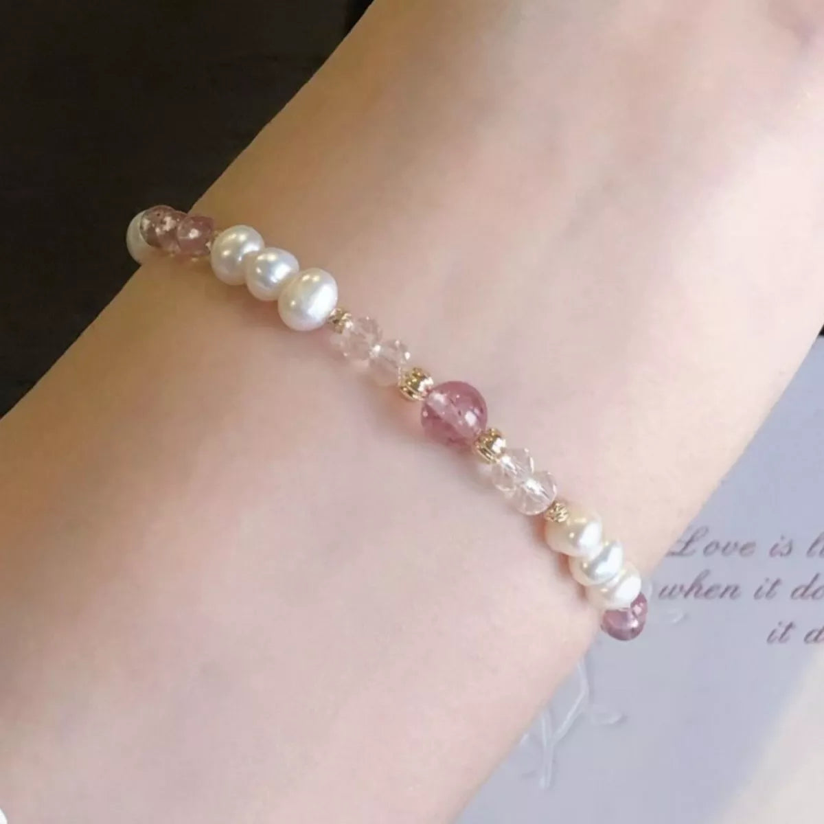 Trendsi Pearl & Crystal Beaded Bracelet -