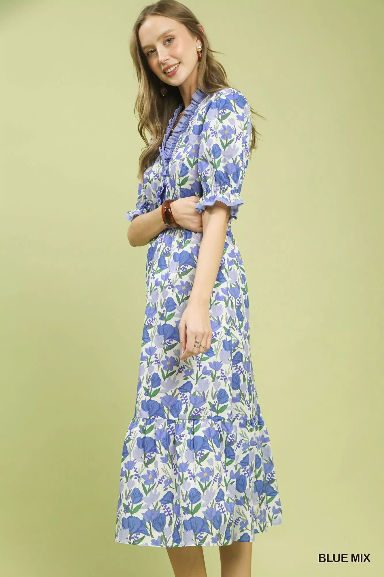 Women's apparel – product view 2