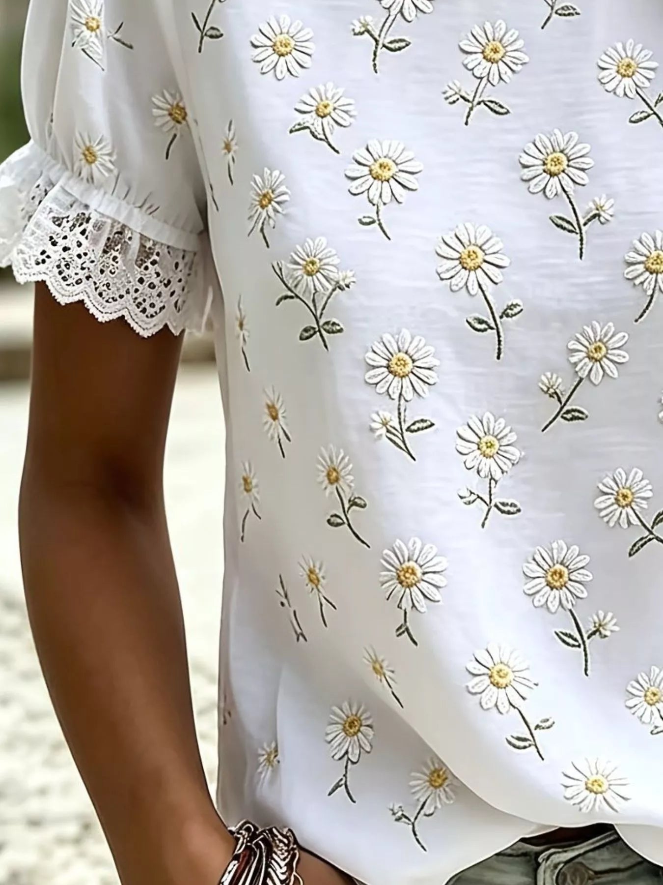 Trendsi Plus Size Daisy Lace Detail Puff Sleeve T-Shirt -