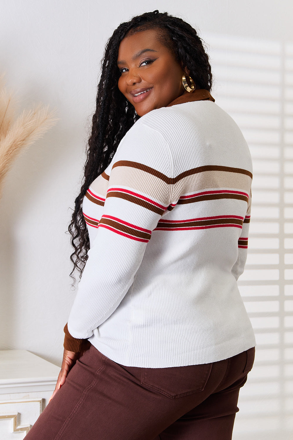 Women's apparel – product view 6