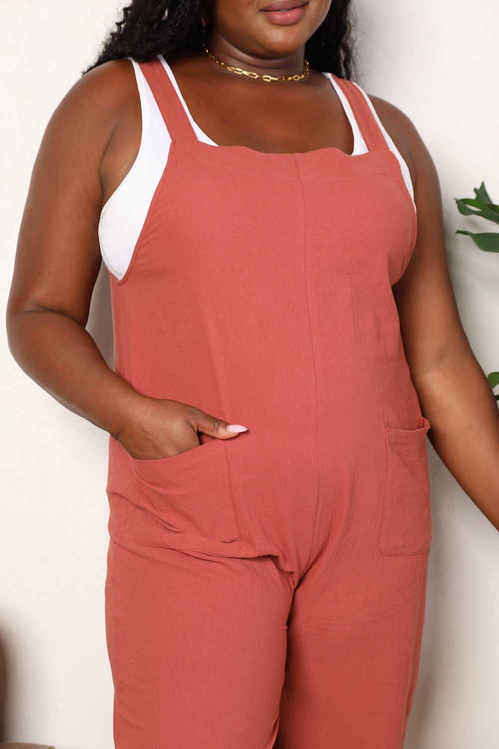 Women's apparel – product view 5