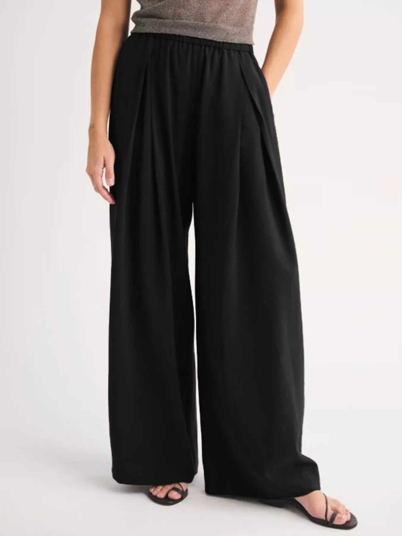 Trendsi Elastic Waist Relaxed Fit Pants -