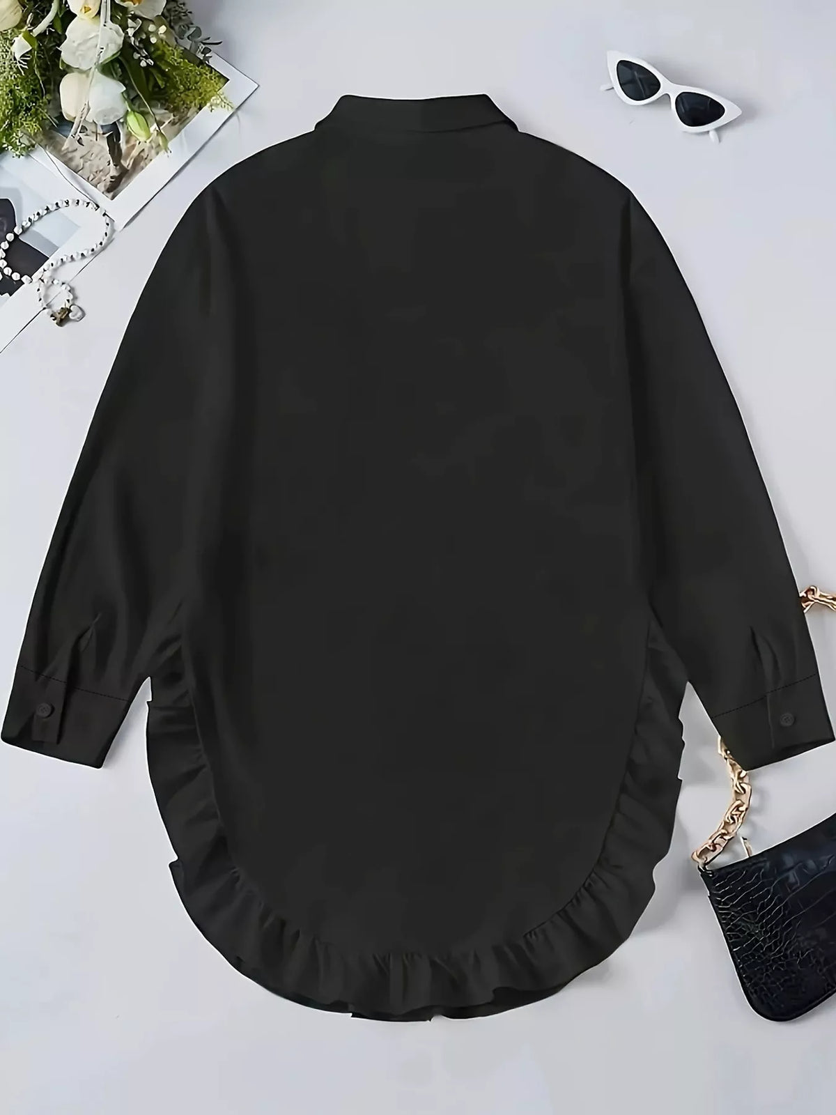 Long-sleeve shirt, back view