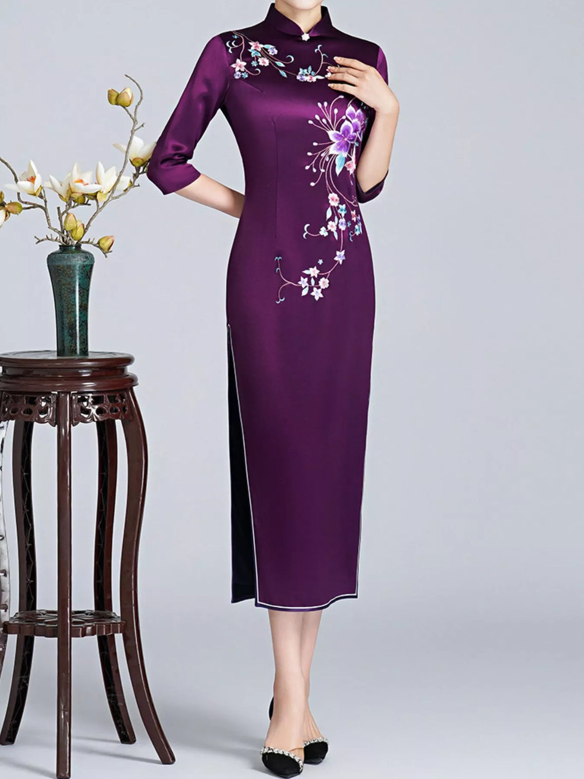 Violet Blue floral embroidered cheongsam dress