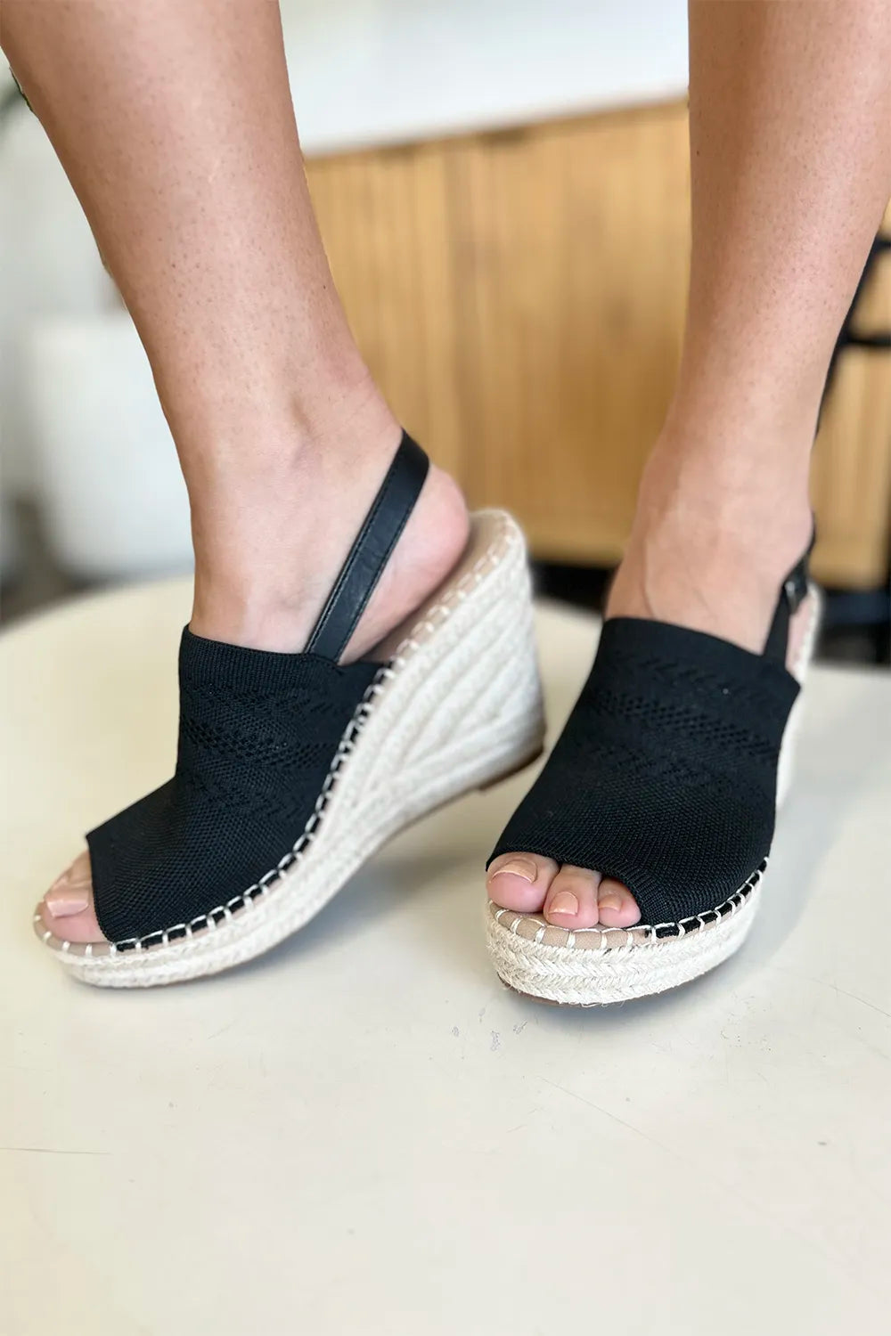 Women's apparel – product view 4