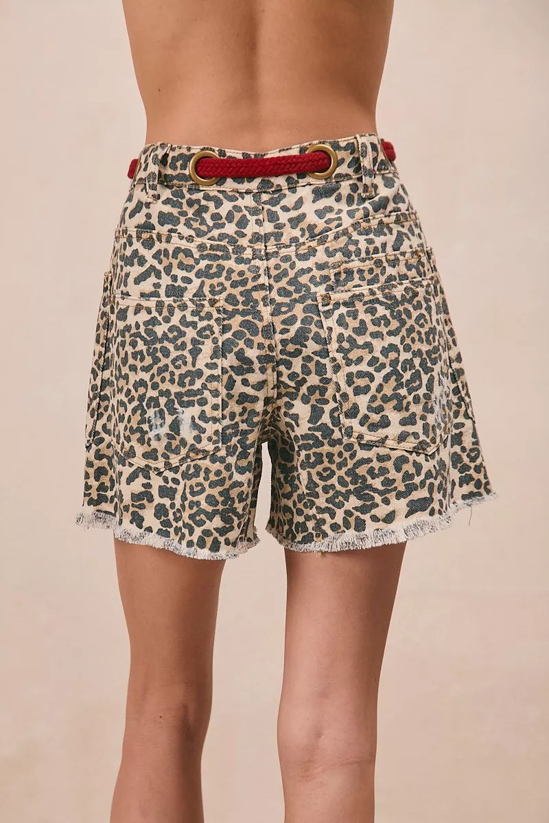 Women's shorts – product view 3