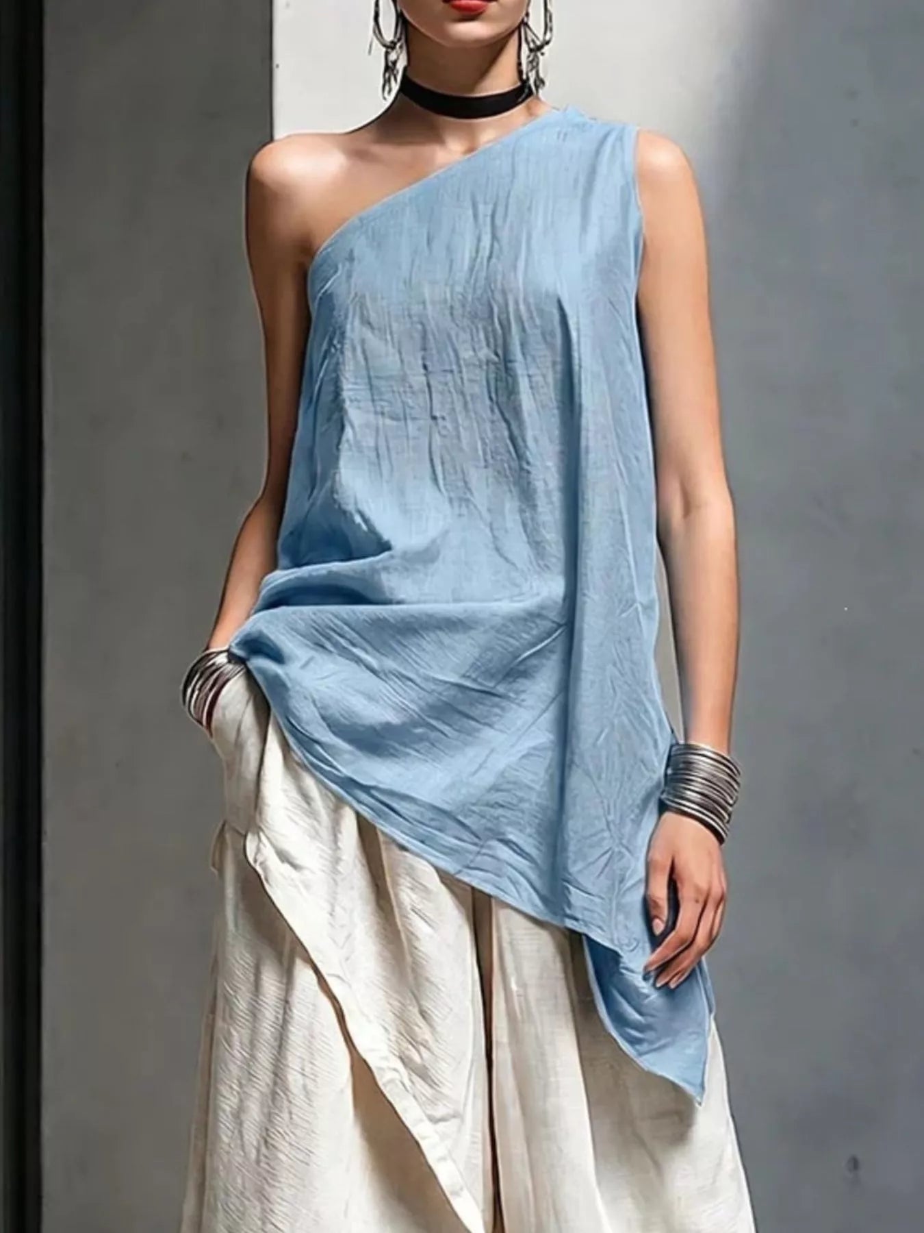 Trendsi Full Size Asymmetrical One-Shoulder Sleeveless Top Plus Size -
