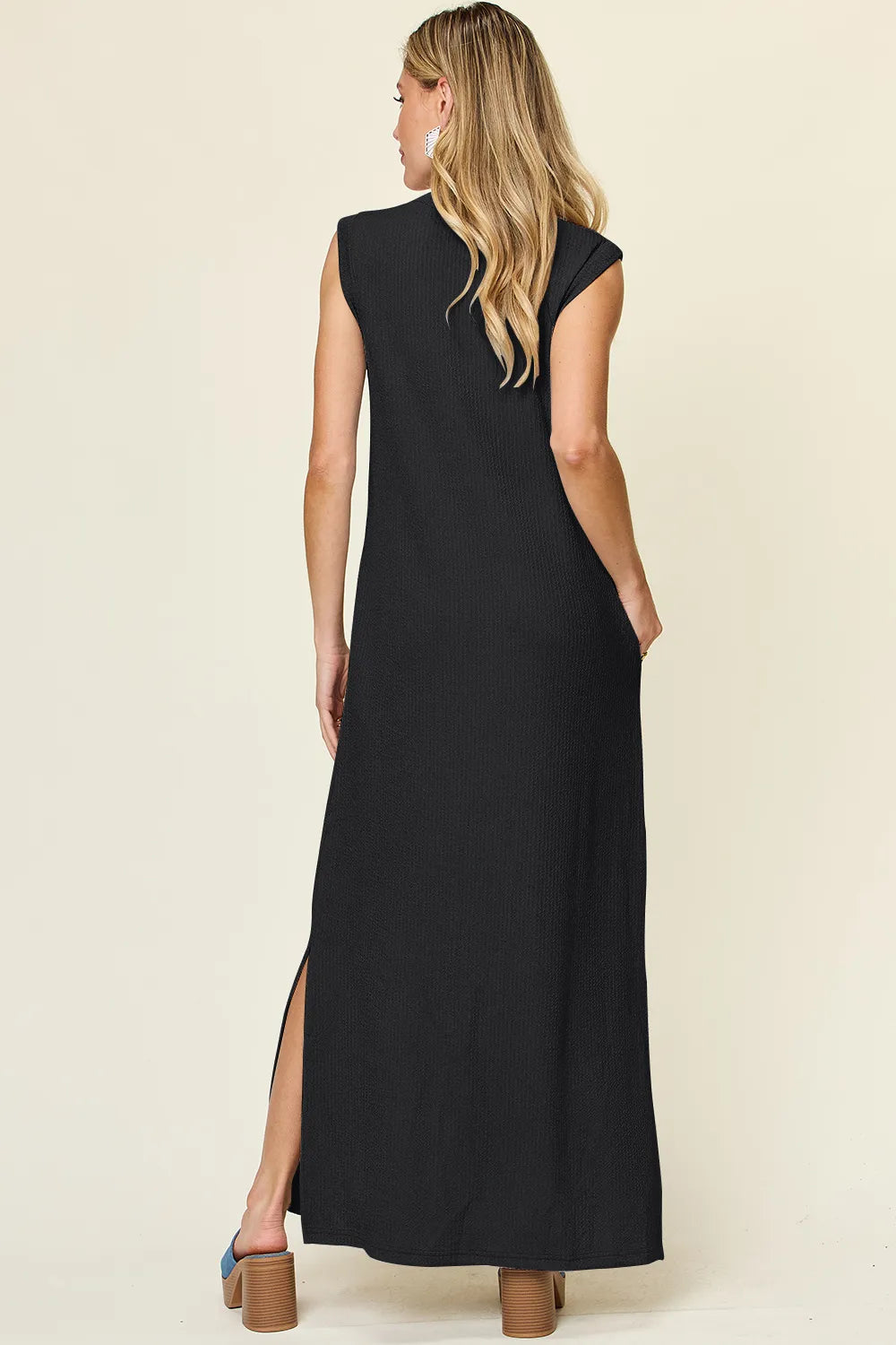 Women's apparel – product view 10