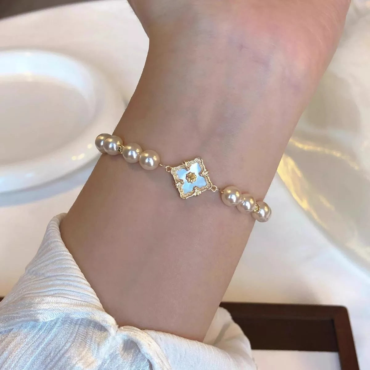 Trendsi 18K Gold-Plated Pearl Bracelet -