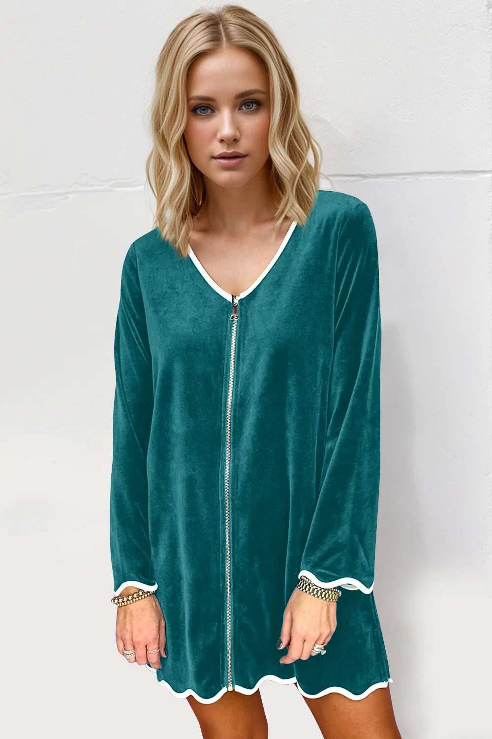 Women's apparel – product view 6