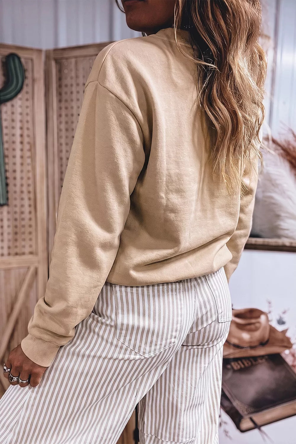 Trendsi Western Embroidery Round Neck Pullover Long Sleeve Sweatshirt -