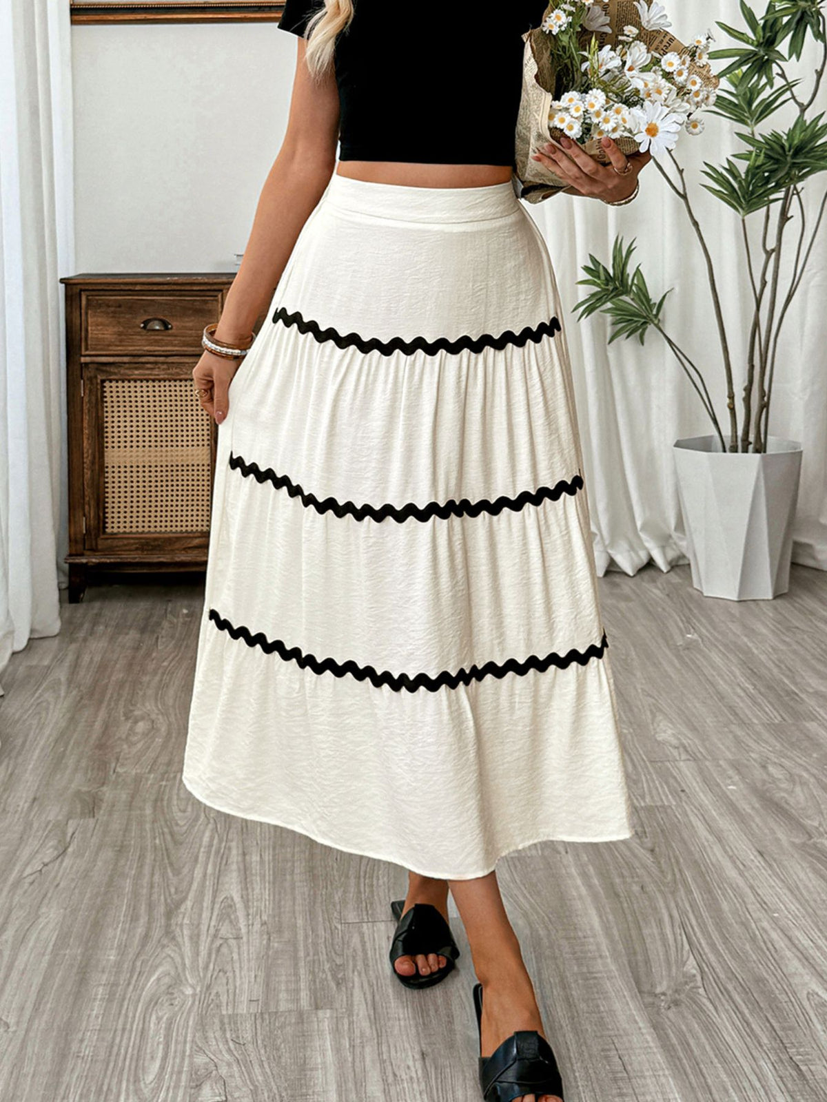 Trendsi Tiered Flowy Midi Skirt -
