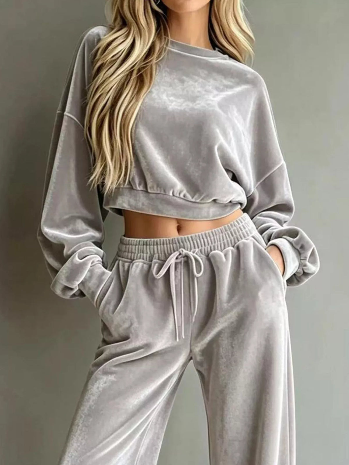 Gray Cropped Sweatshirt & Wide-Leg Pants Set top detail