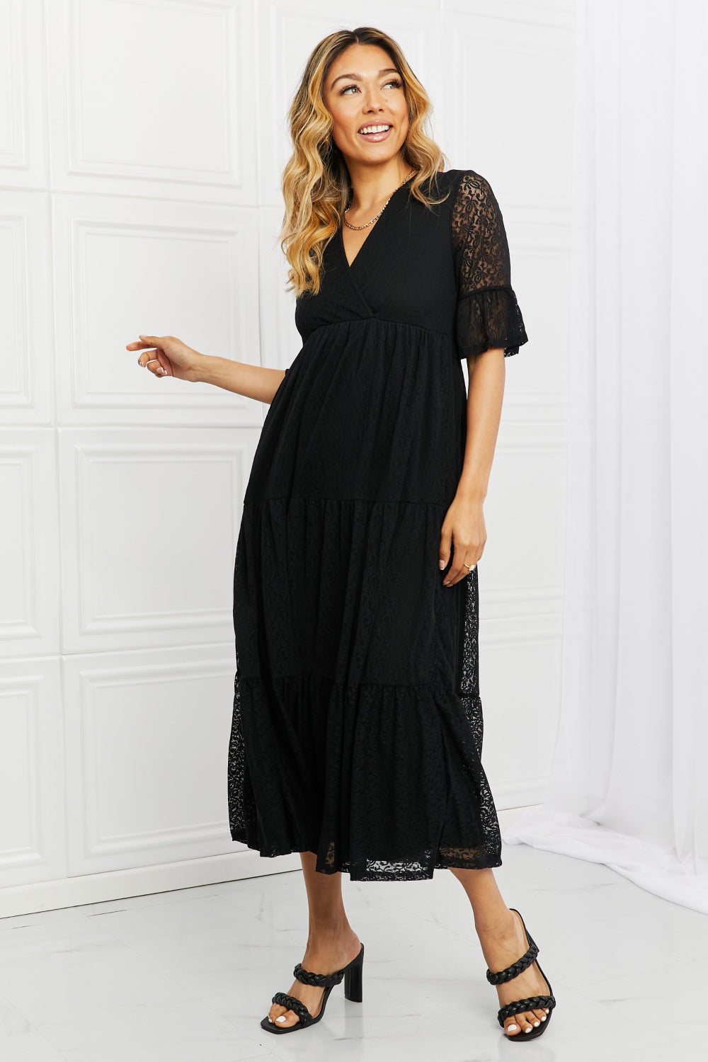 Women's apparel – product view 5