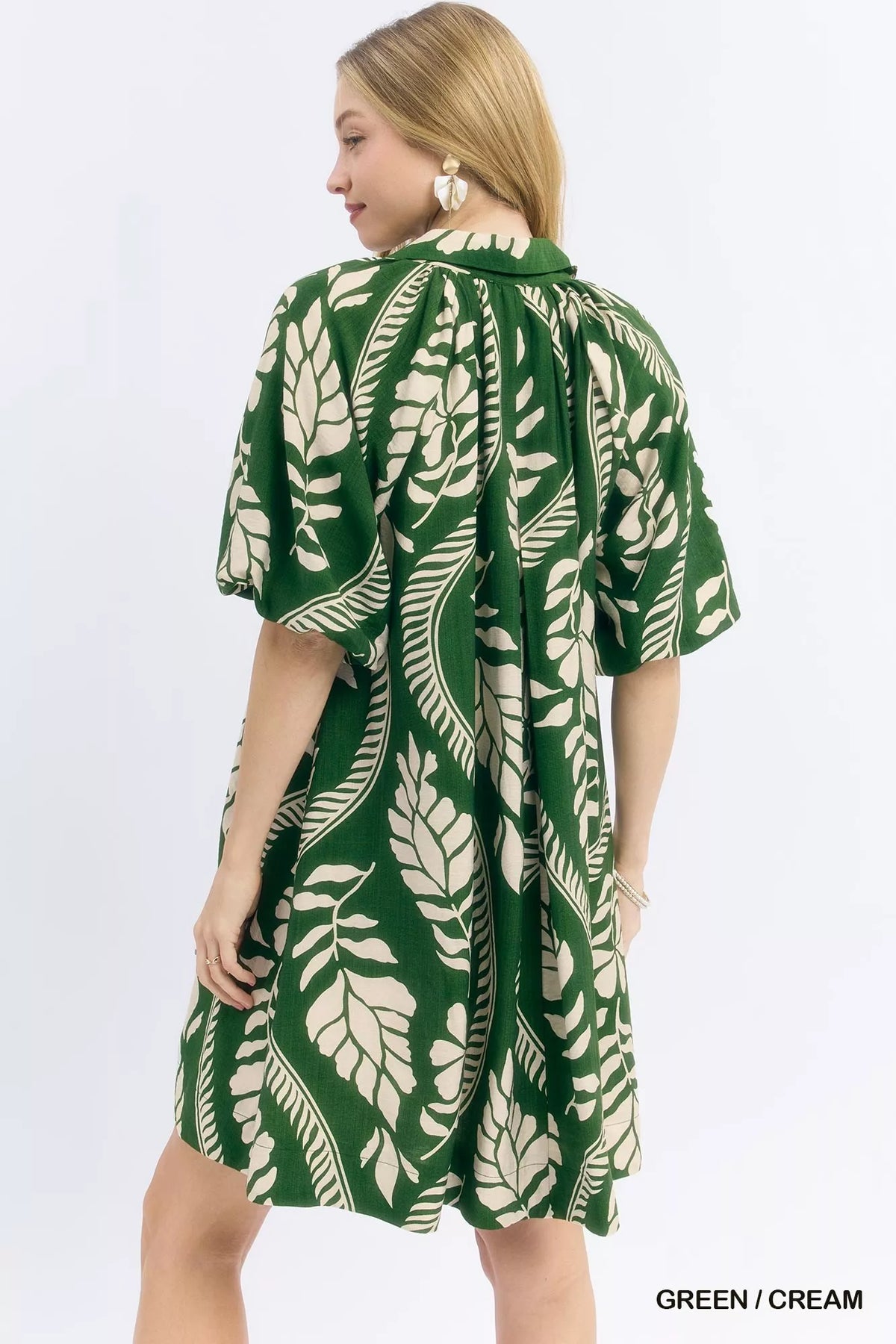 Women's apparel – product view 3