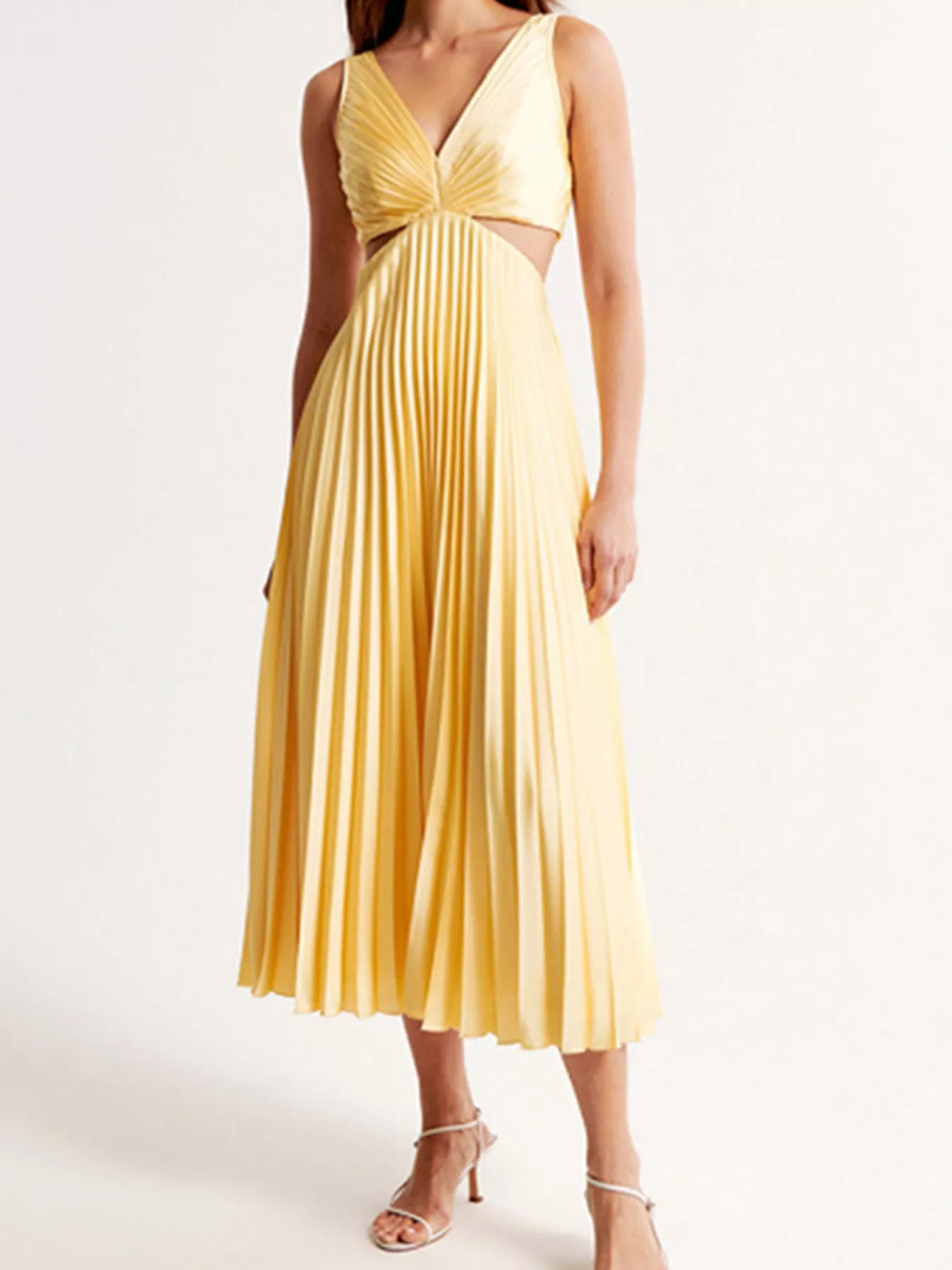 Trendsi Elegant Pleated Midi Dress with Cut-out Details -