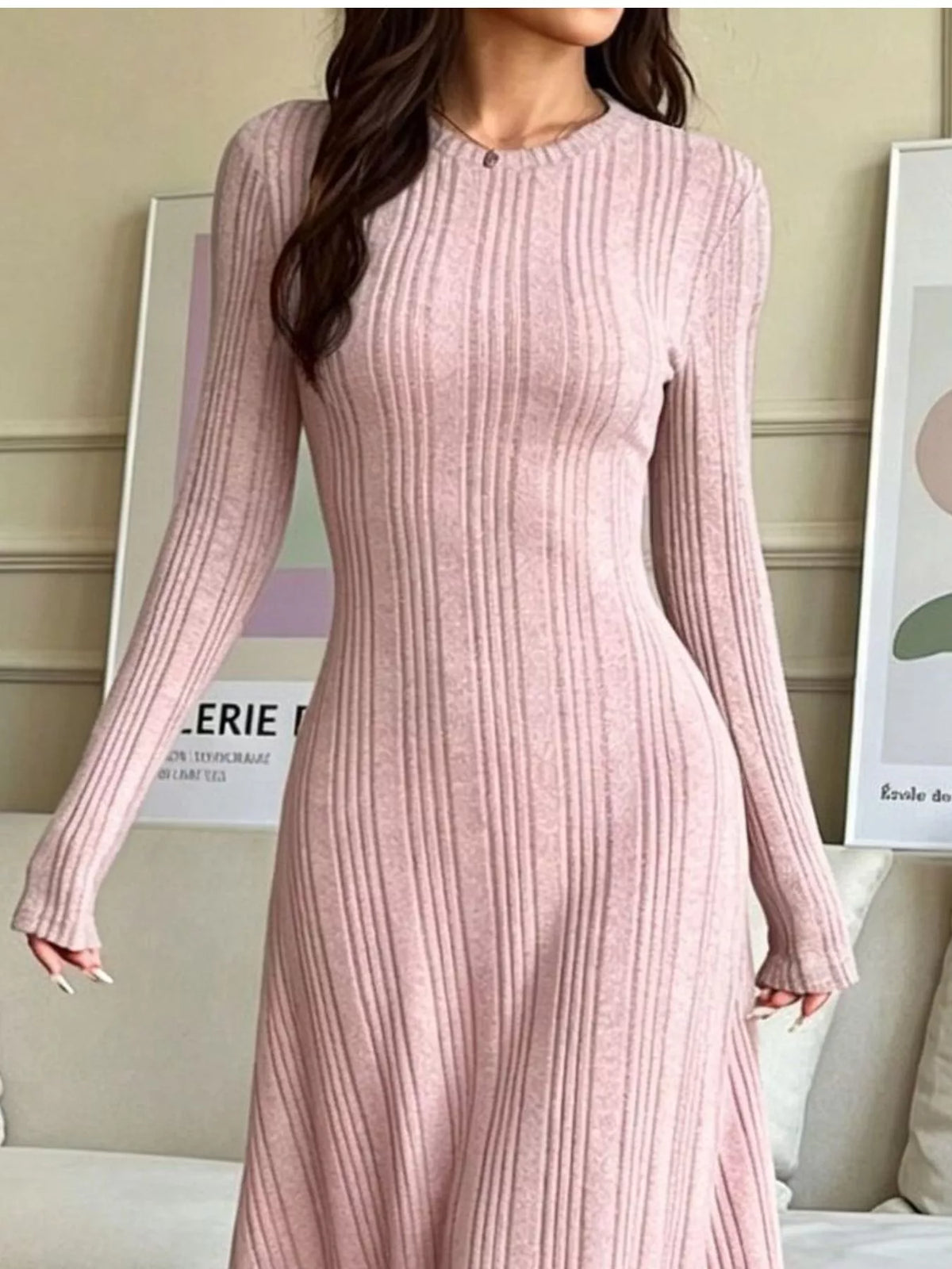 Pink ribbed long-sleeve dress, bodice detail