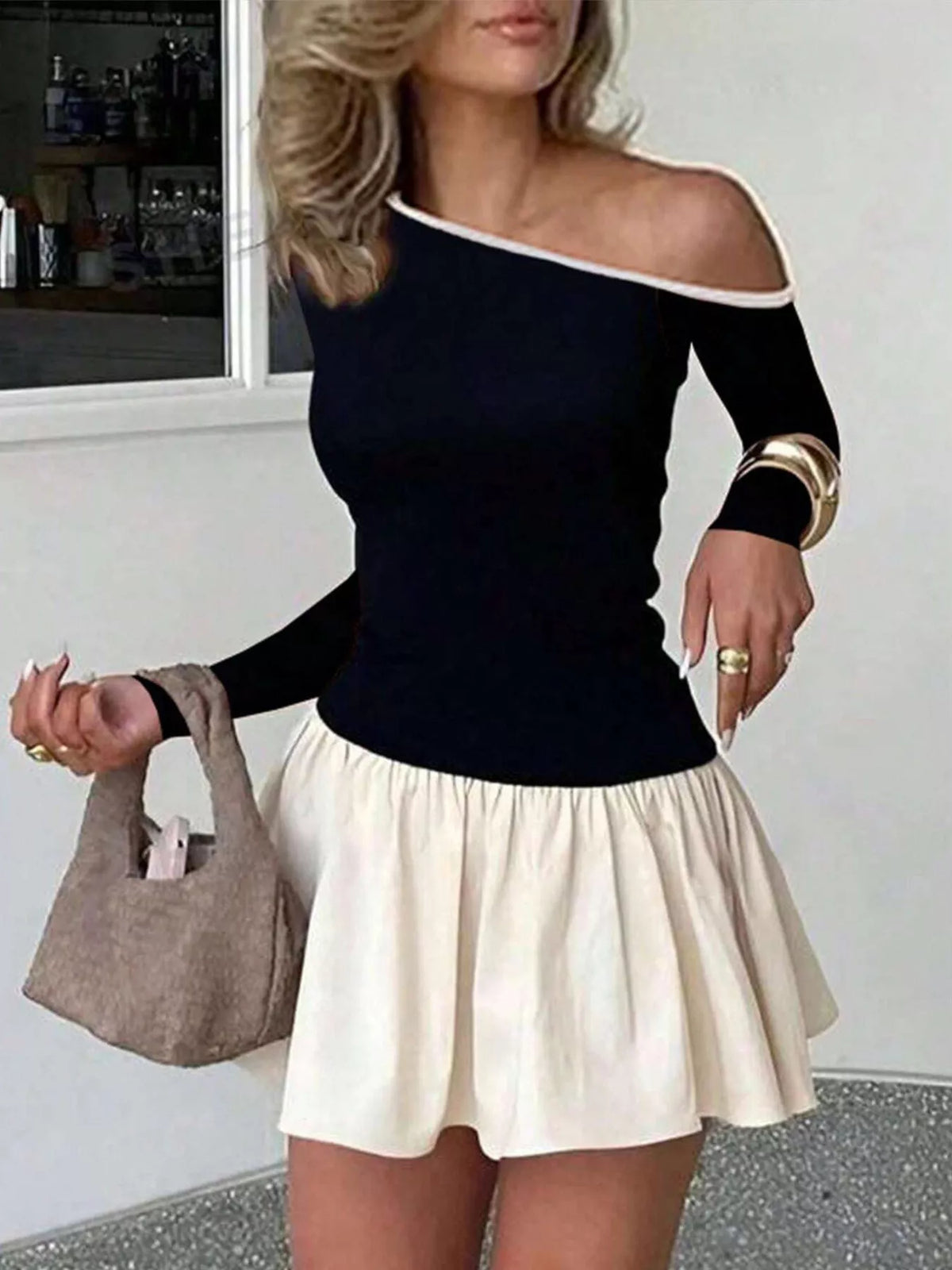 Trendsi Contrast Trim One Shoulder Top -