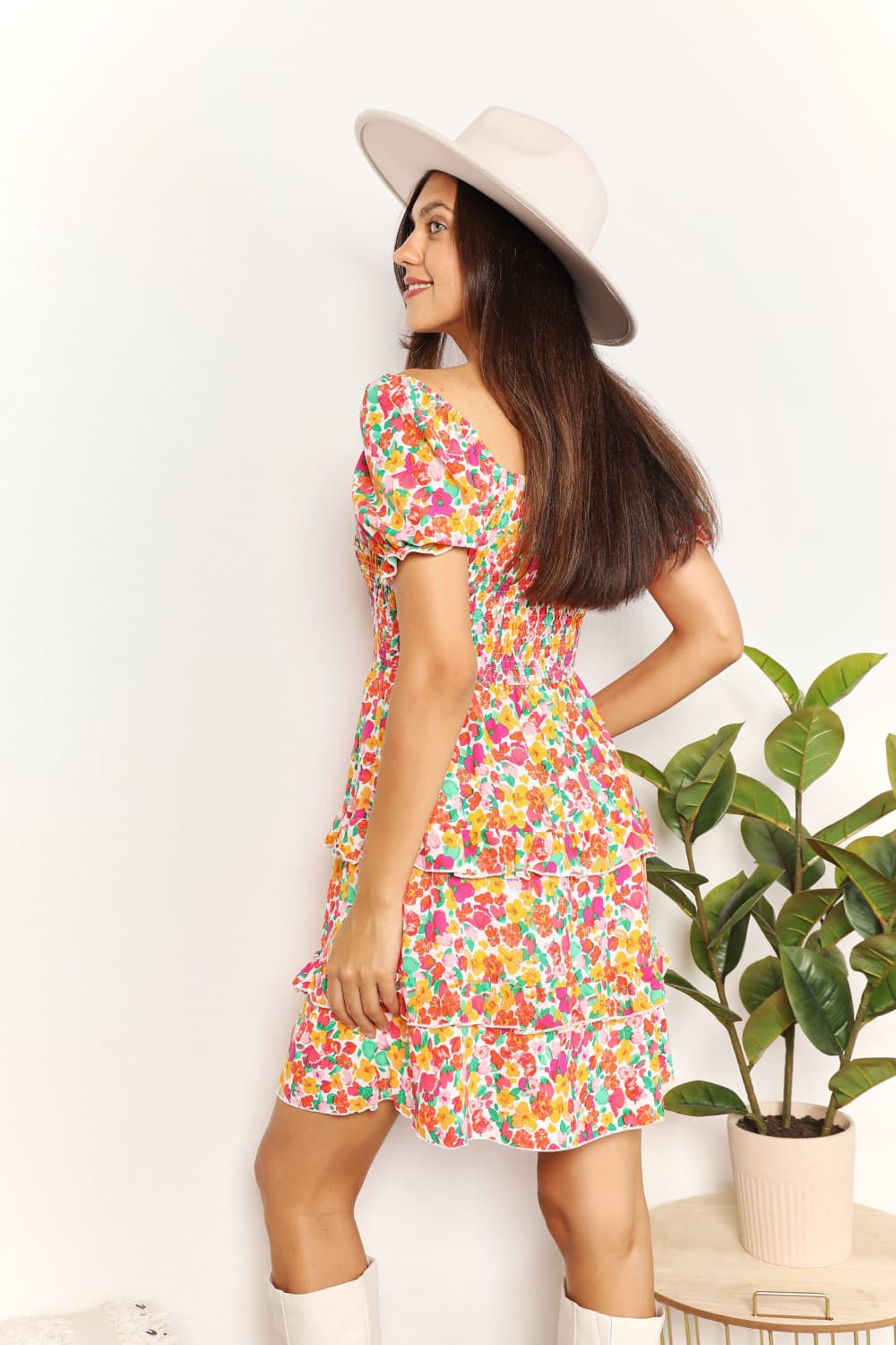 Women's apparel – product view 2