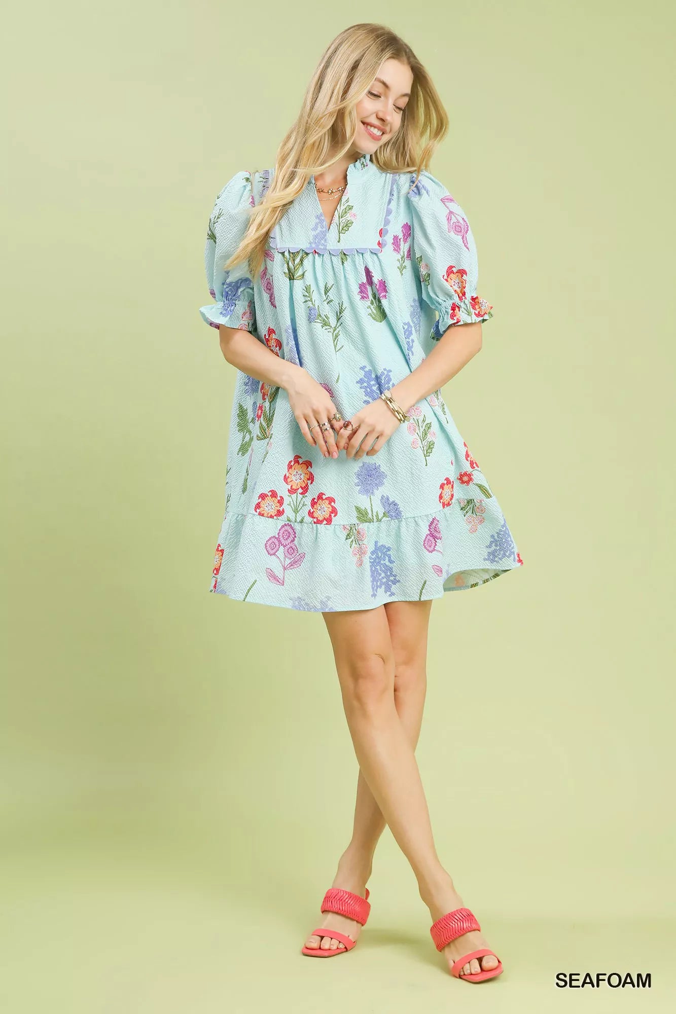 Women's apparel – product view 5