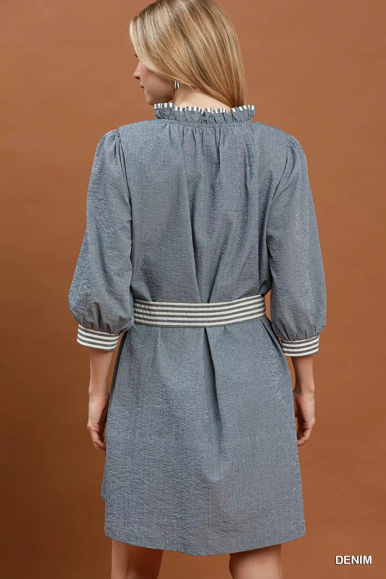 Women's apparel – product view 3