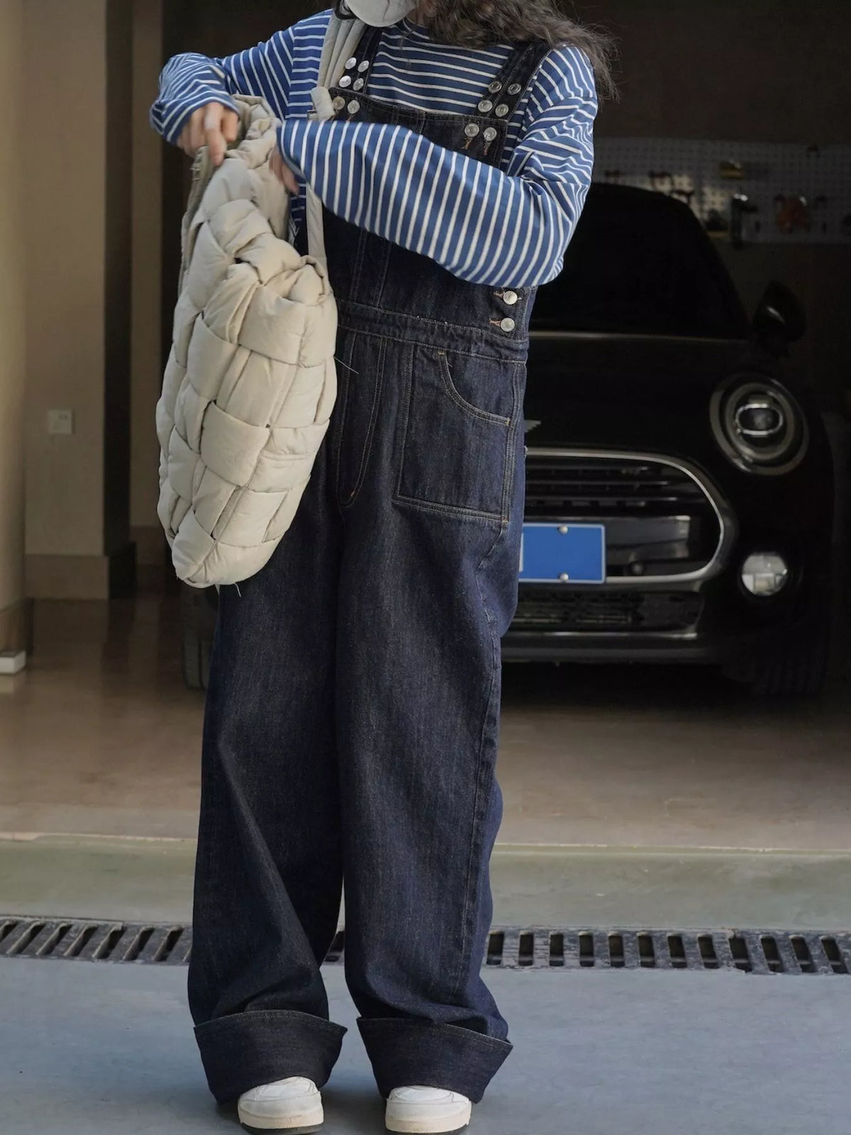 Women's Vintage Dark Wash Wide-Leg Denim Overalls in dark blue — side view