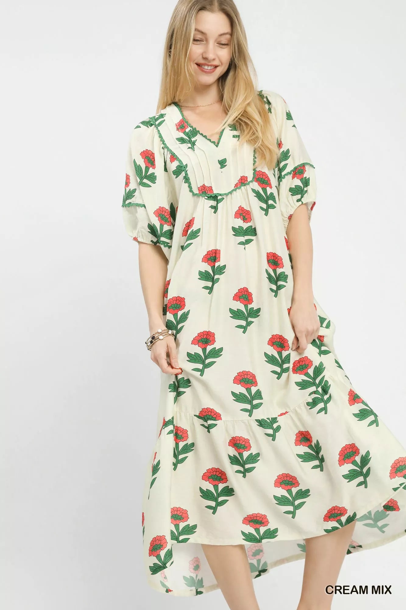 Women's apparel – product view 2