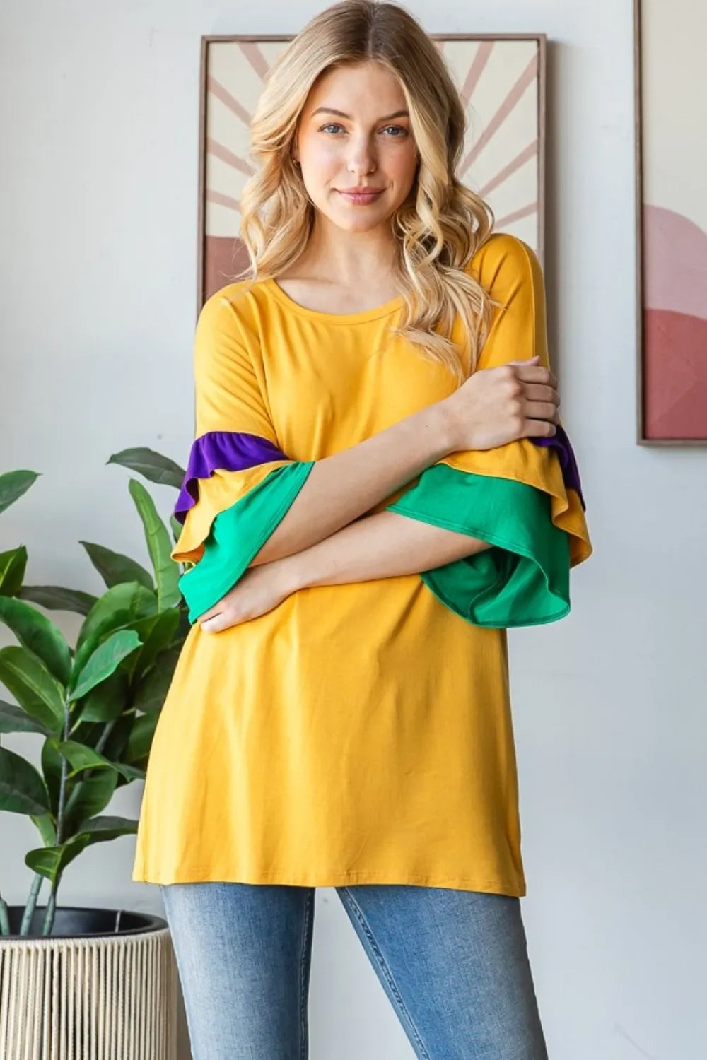 Women's apparel – product view 3