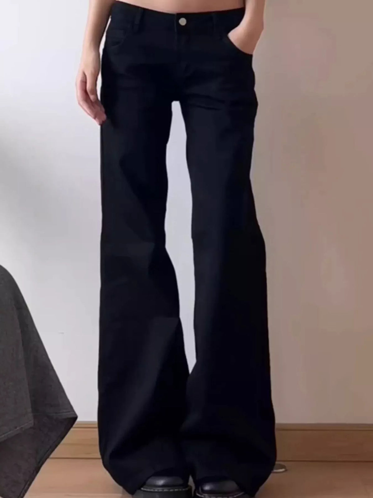 Women's Flare Jeans with Pockets in black — front view