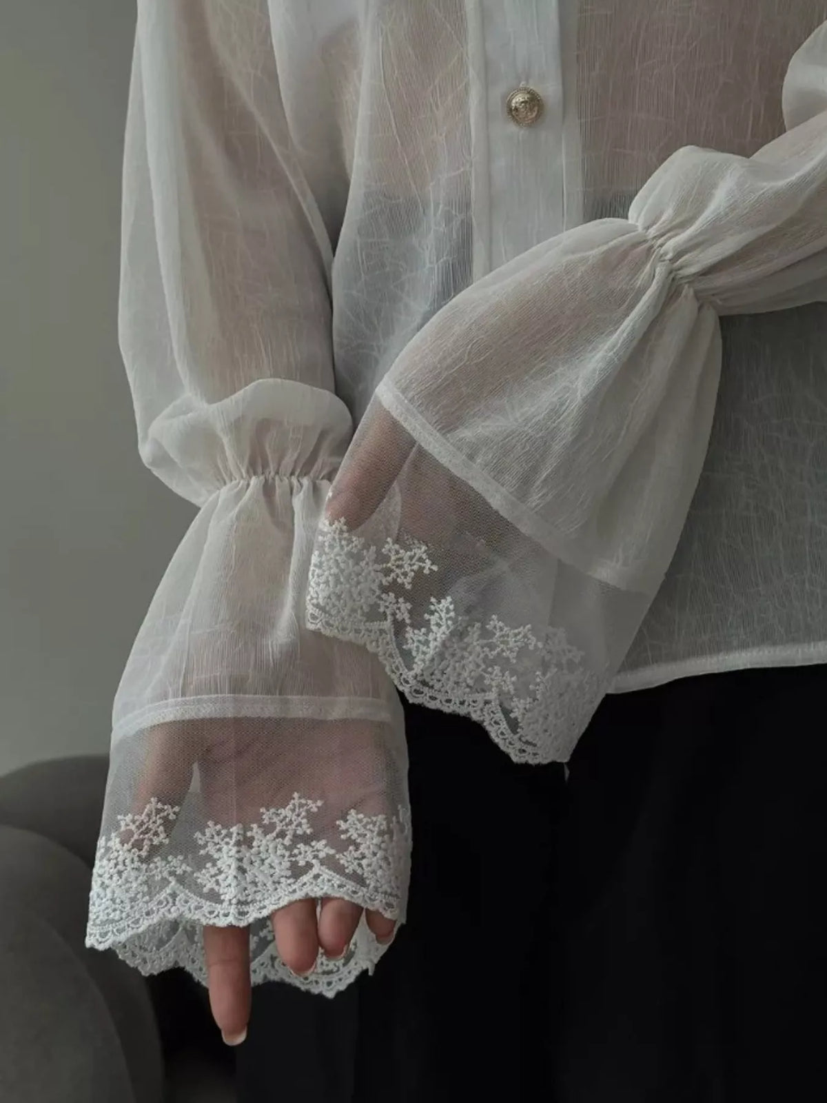 Lace Button-Up Flounce Sleeve Shirt — construction details