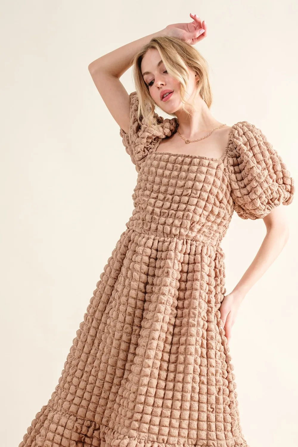 Women's apparel – product view 3