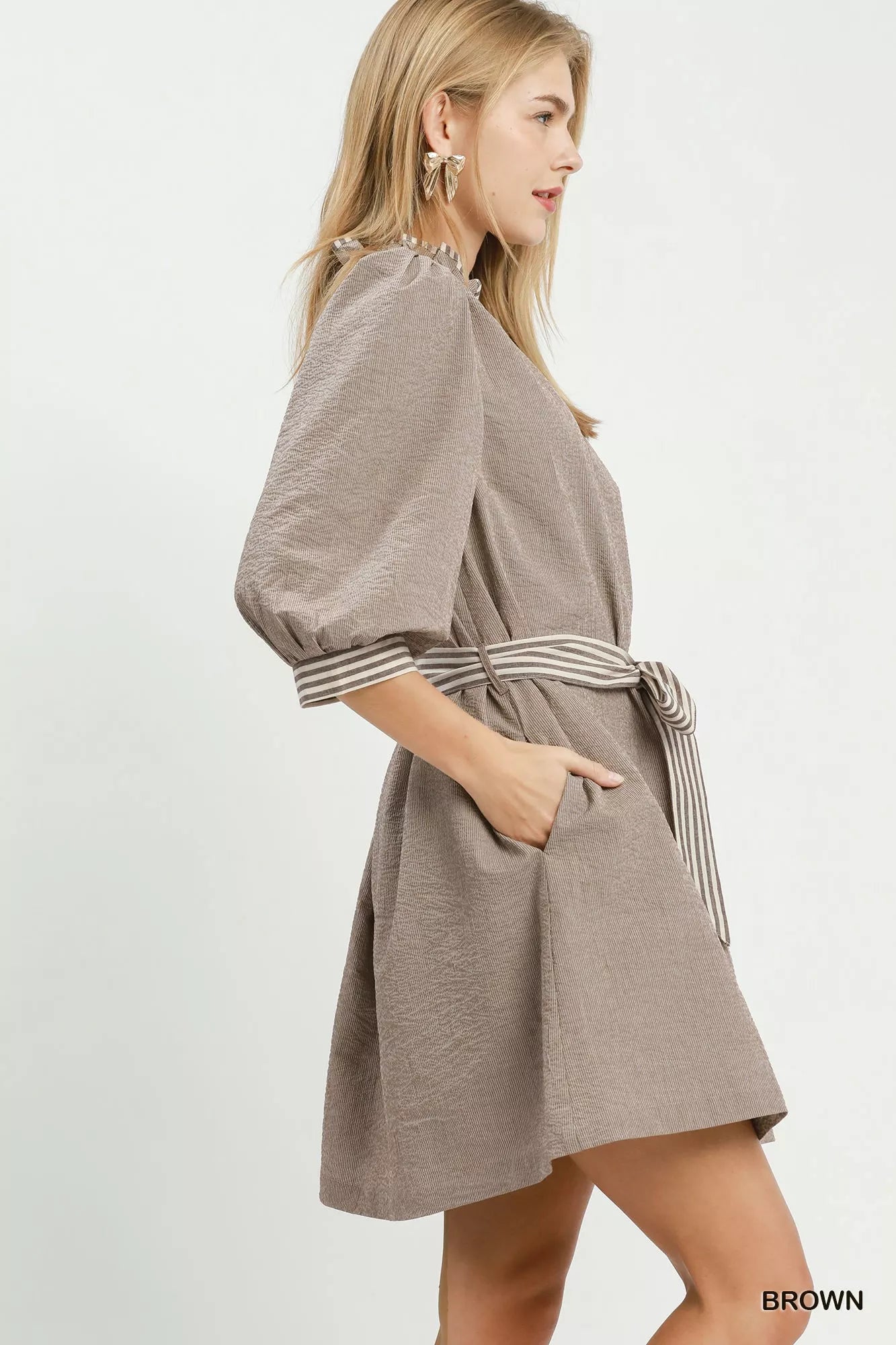 Women's apparel – product view 2