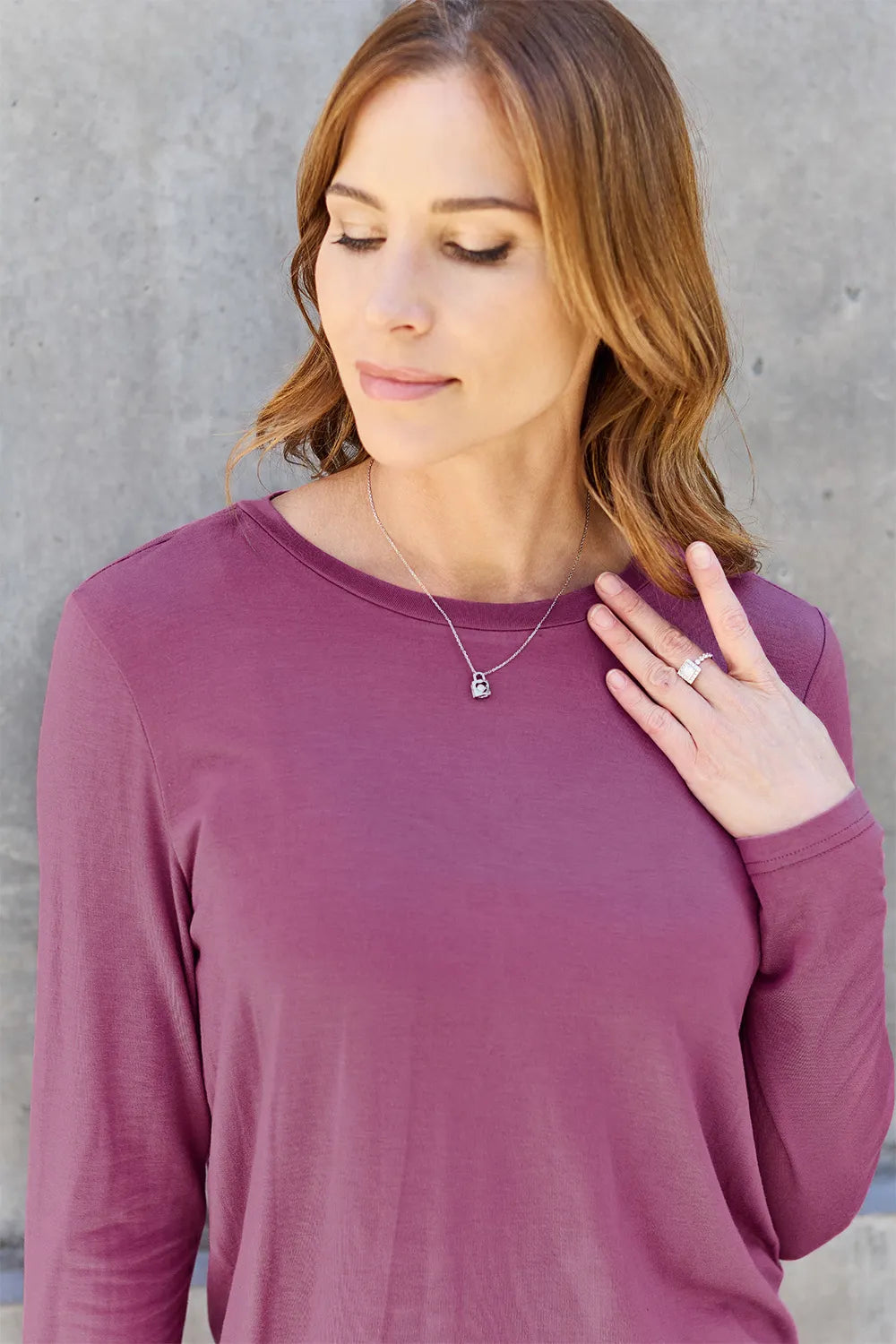 Women's apparel – product view 9