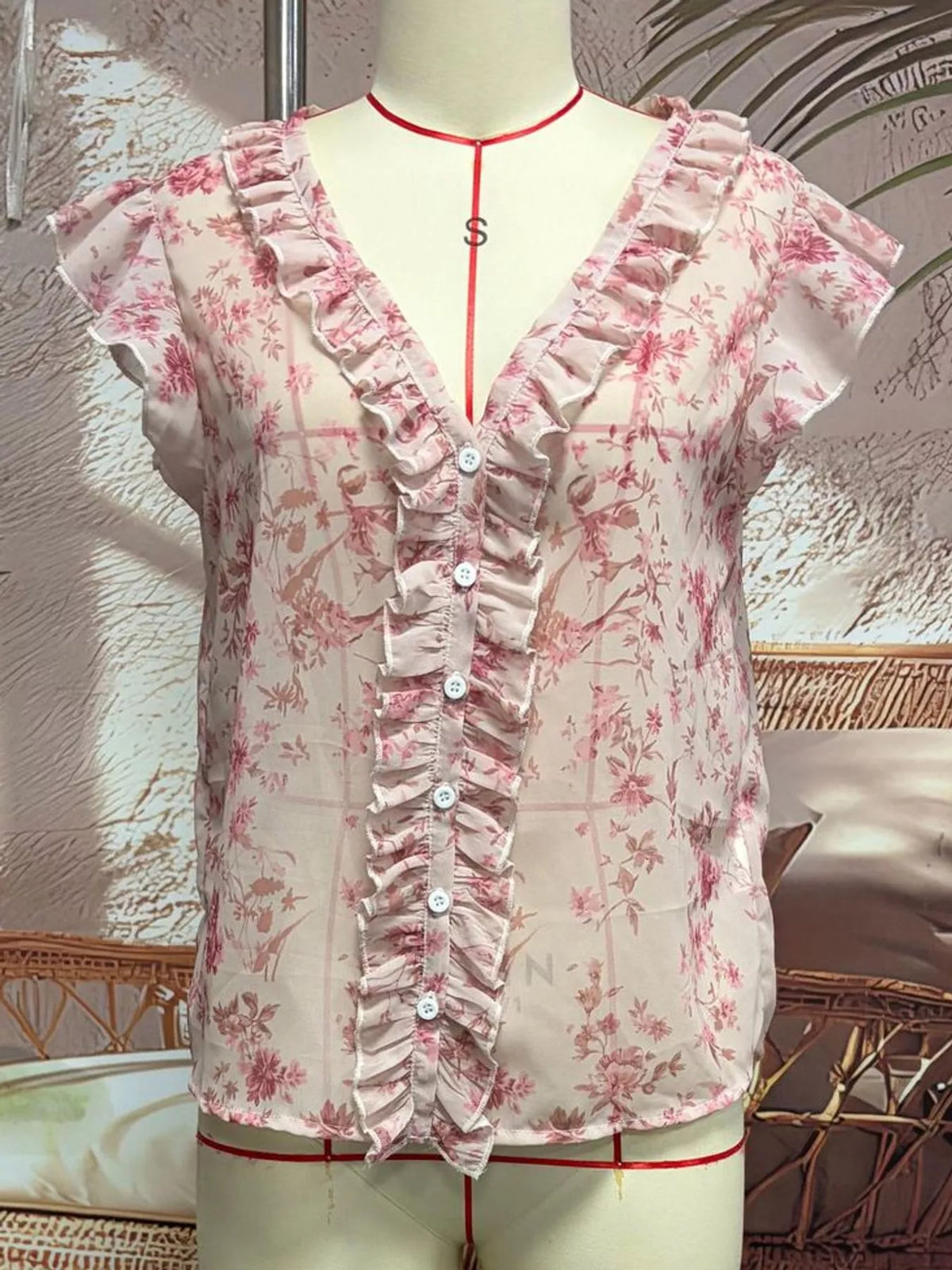 Floral Print Ruffled V-Neck Blouse — garment front
