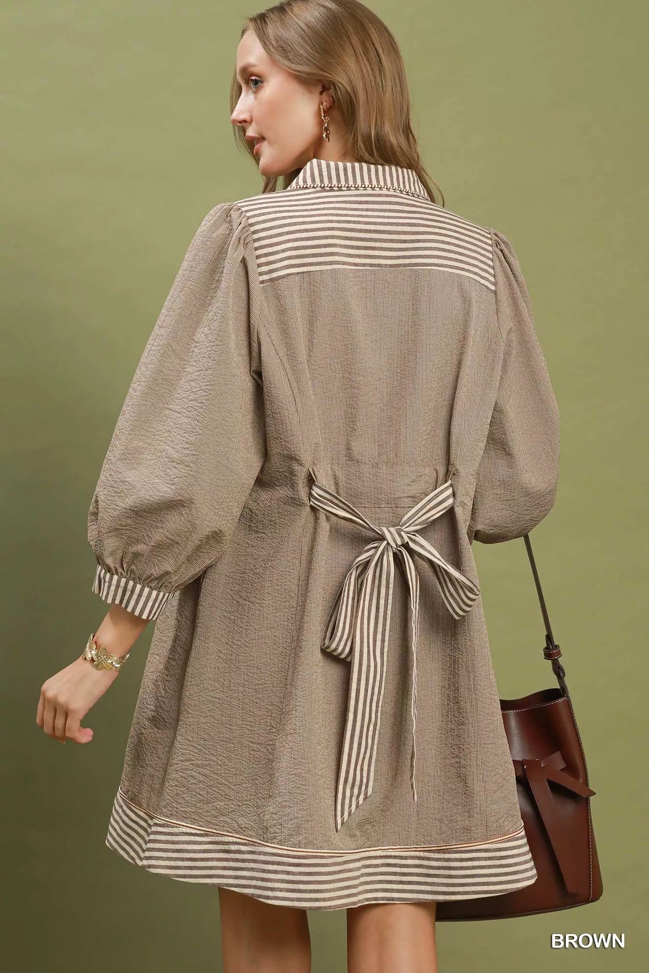 Women's apparel – product view 3
