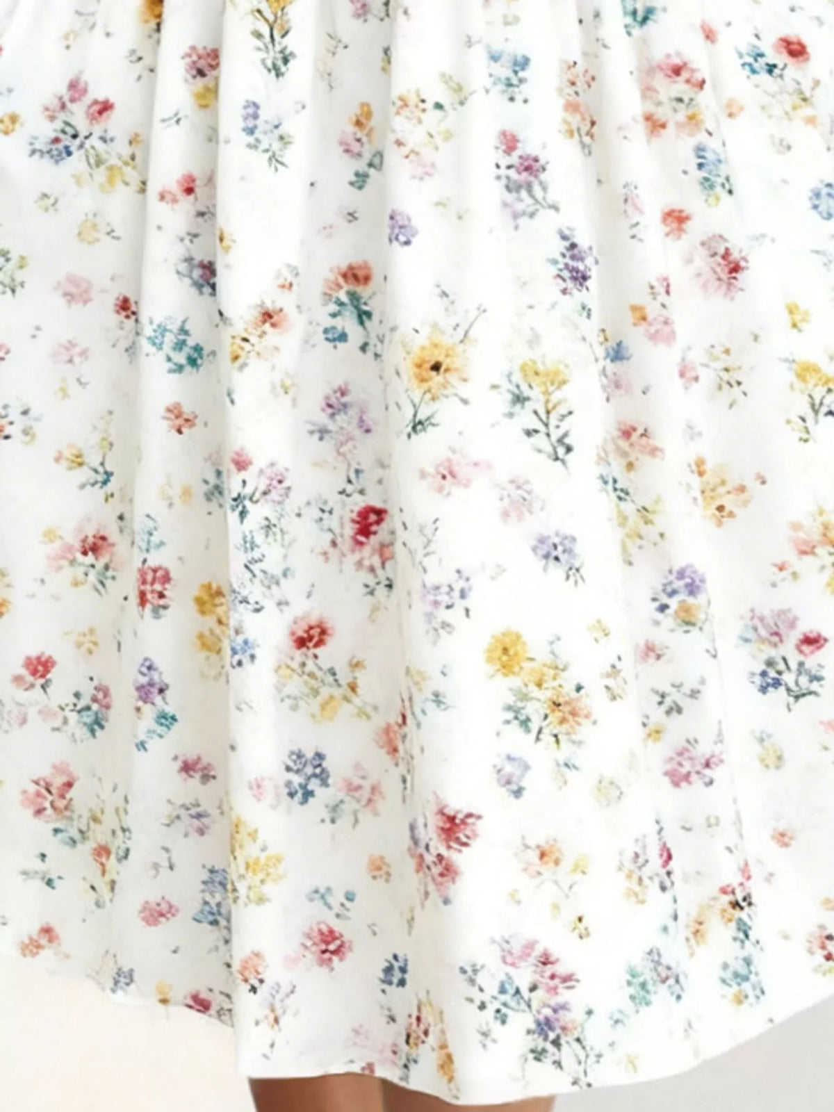 White floral short sleeve midi dress with pockets, fabric print detail