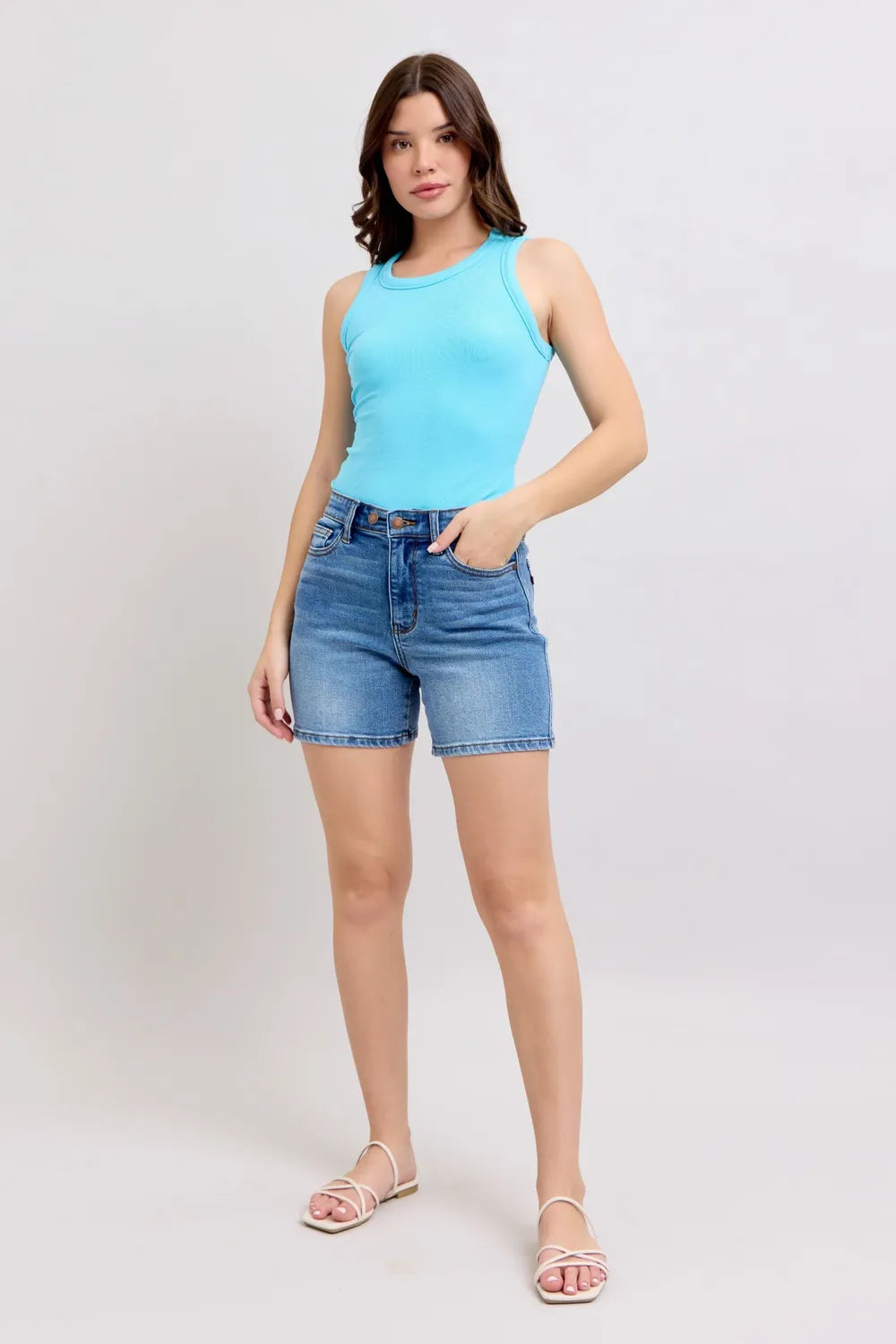 Women's shorts – product view 13