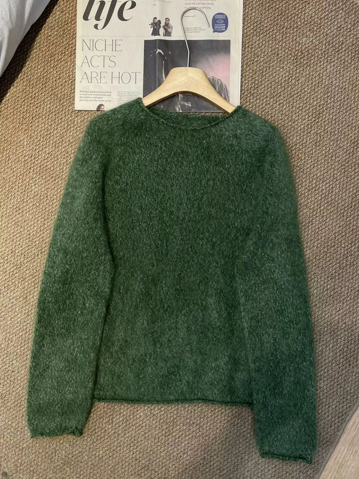 Round neck long sleeve sweater, product view