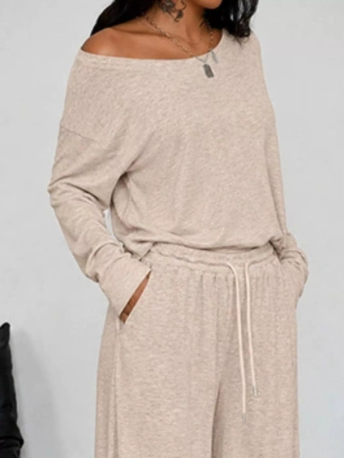 Women's clothing set – product view 20