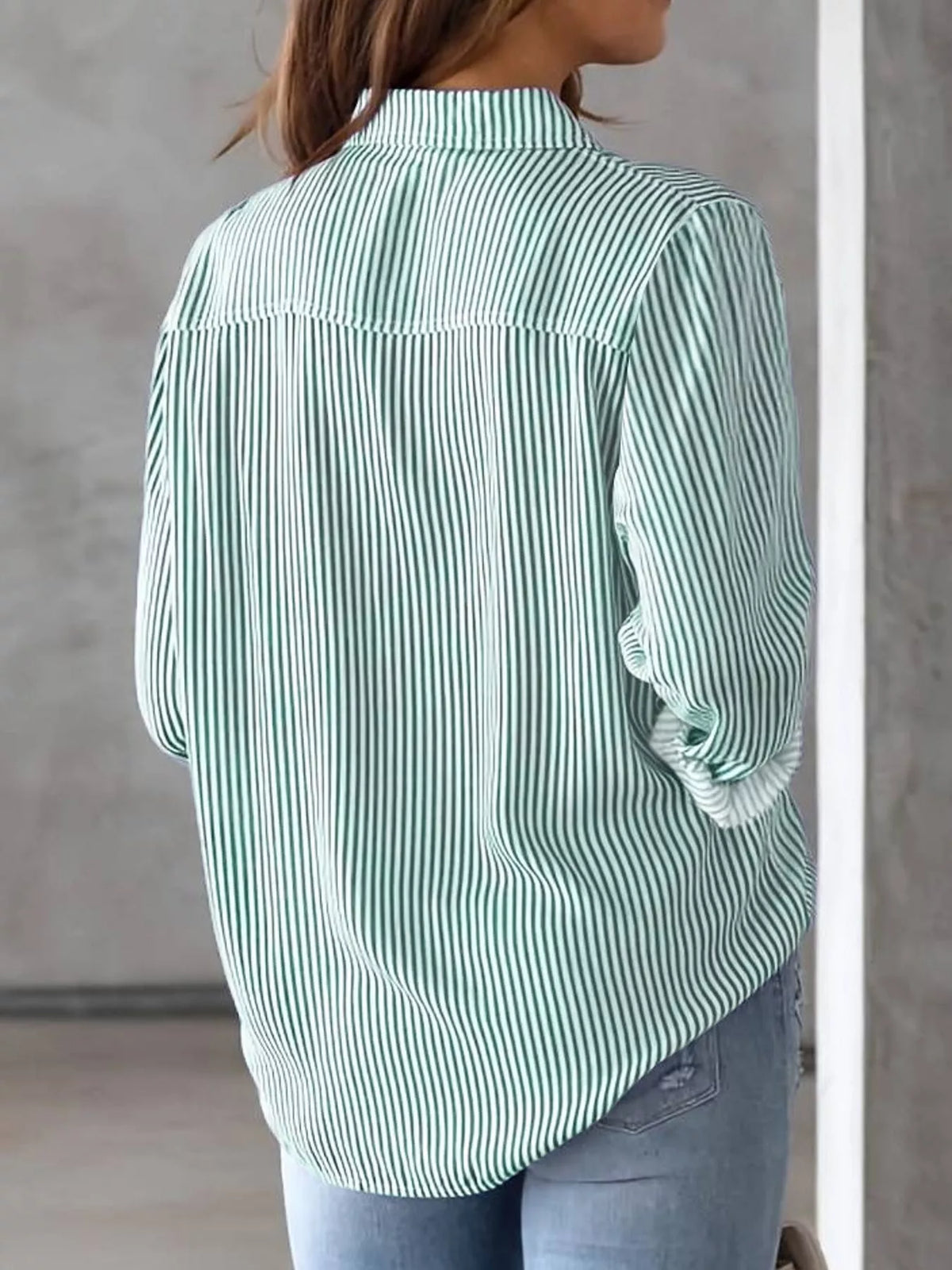 Striped long shirt, green back