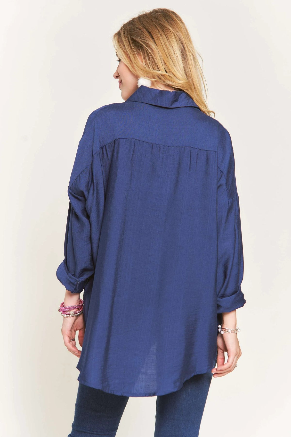 Women's apparel – product view 3