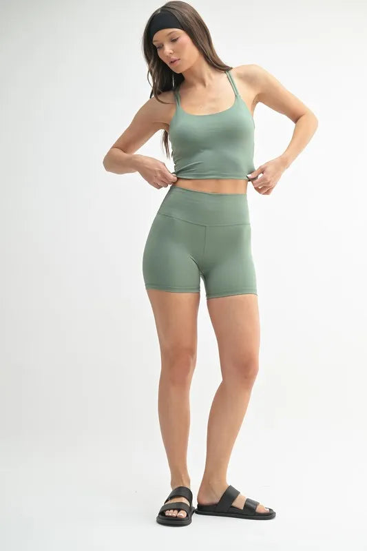 Women's apparel – product view 4
