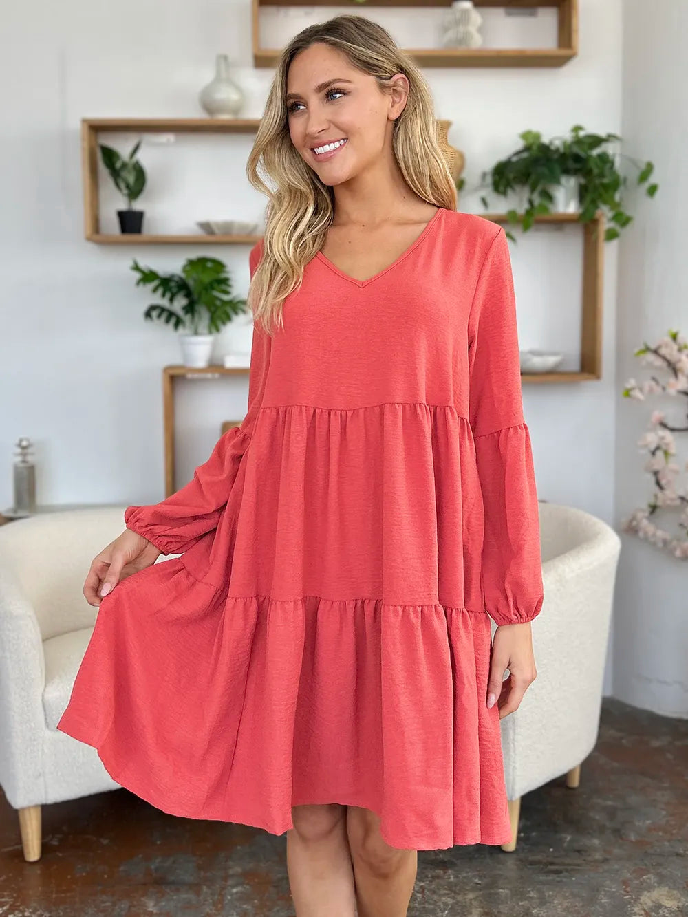 Women's apparel – product view 19