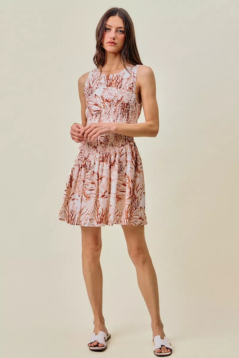 Women's apparel – product view 19