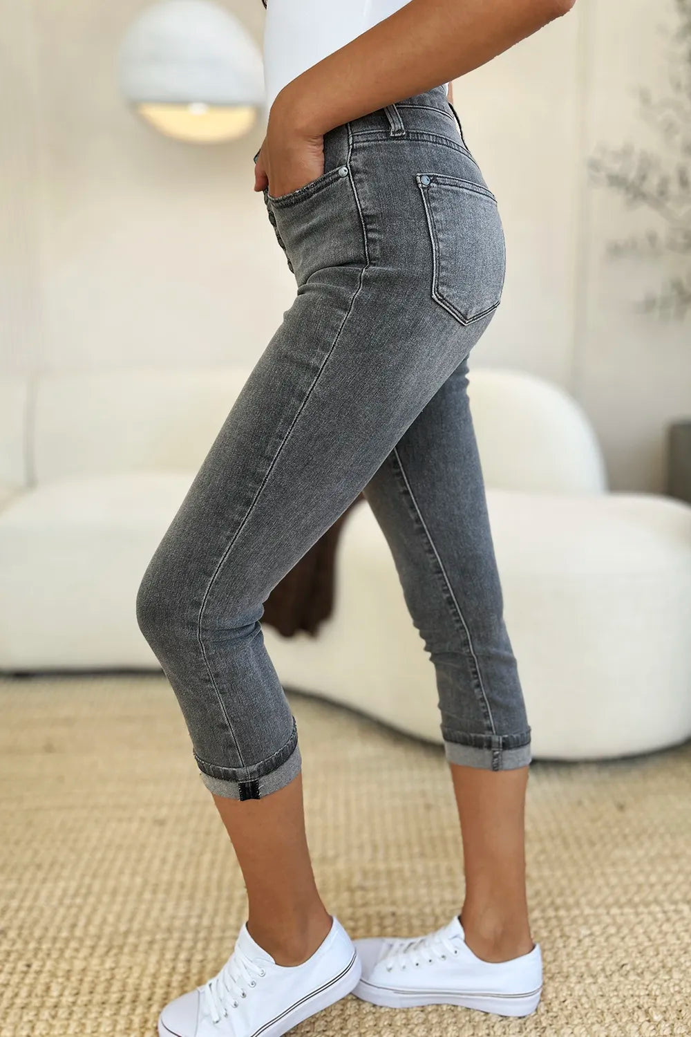 Women's apparel – product view 3