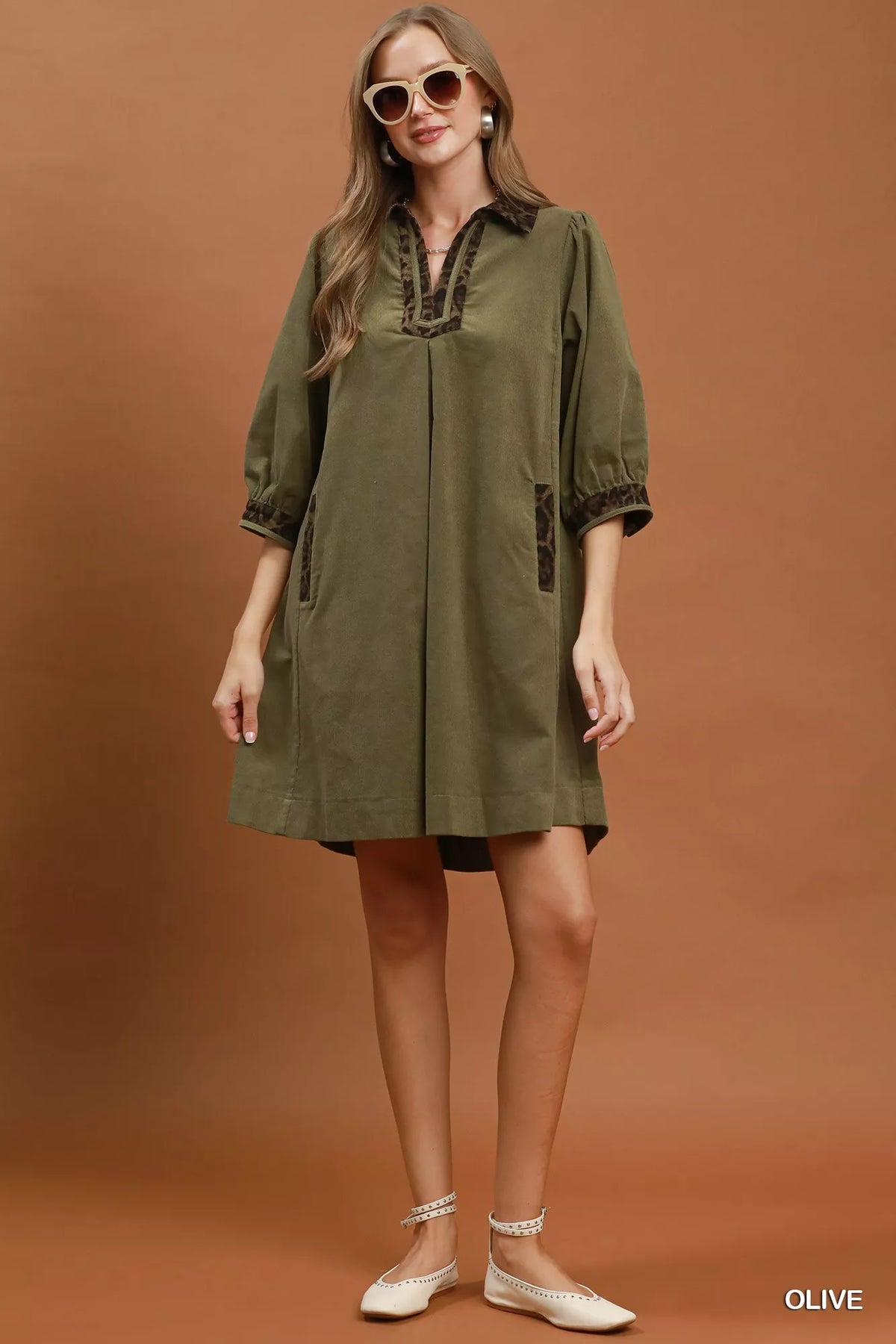 Women's apparel – product view 4