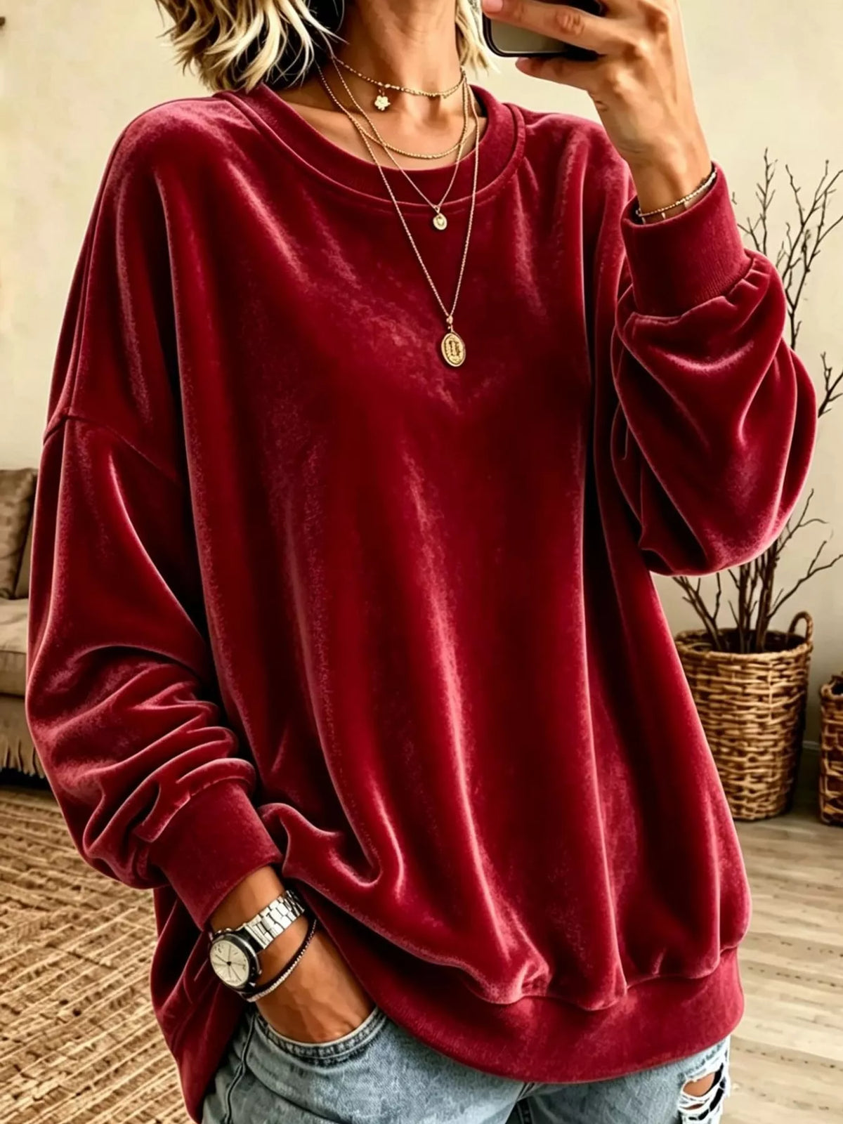 Crew-neck sweatshirt, red front