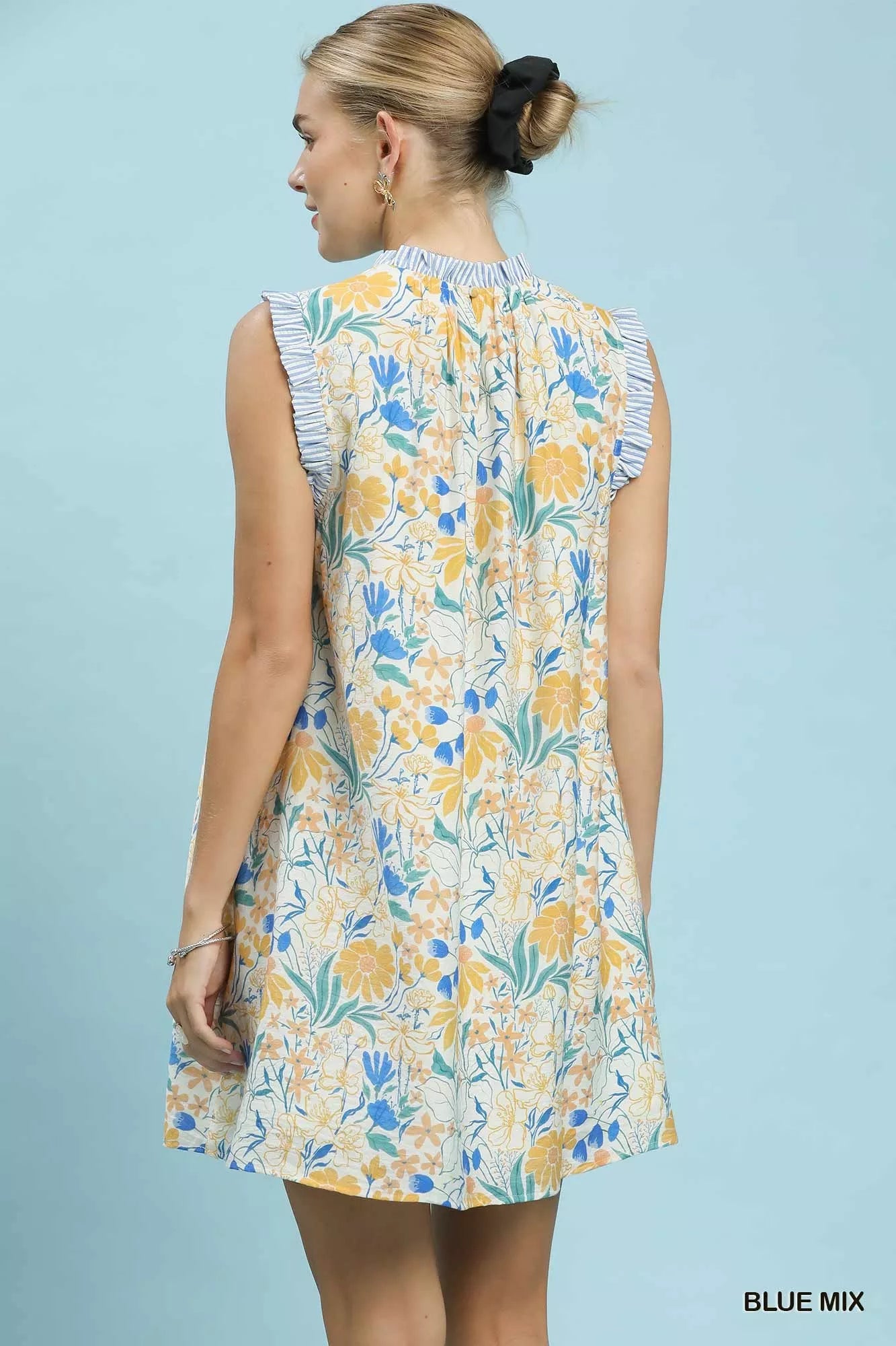 Women's apparel – product view 3